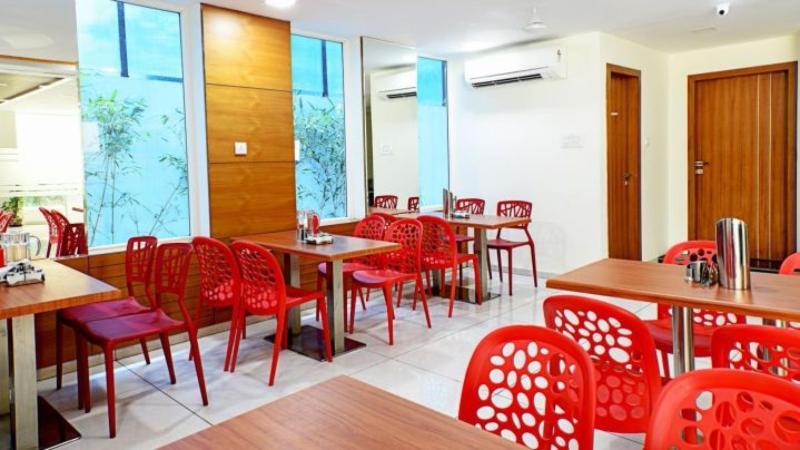Oyo 14500 Hotel Hill View Guest House ไฮเดอราบัด ภายนอก รูปภาพ