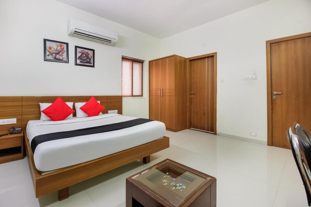 Oyo 14500 Hotel Hill View Guest House ไฮเดอราบัด ภายนอก รูปภาพ