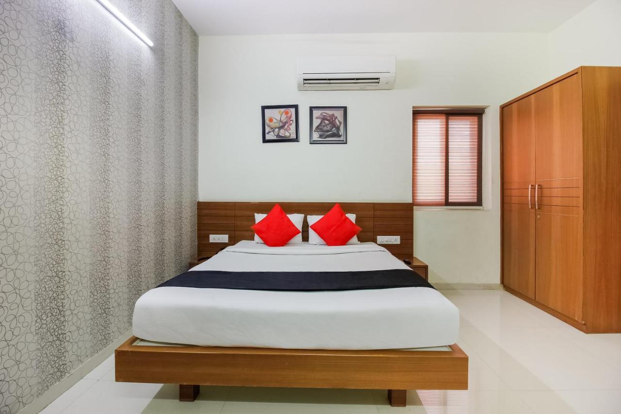 Oyo 14500 Hotel Hill View Guest House ไฮเดอราบัด ภายนอก รูปภาพ